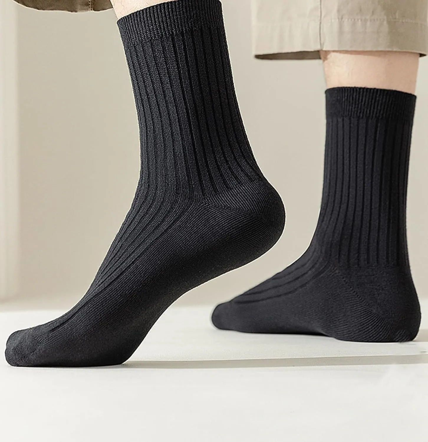 20 Pairs Crew Athletic Socks for Women Moisture Wicking Cushion Crew Socks for Sport Running Traveling