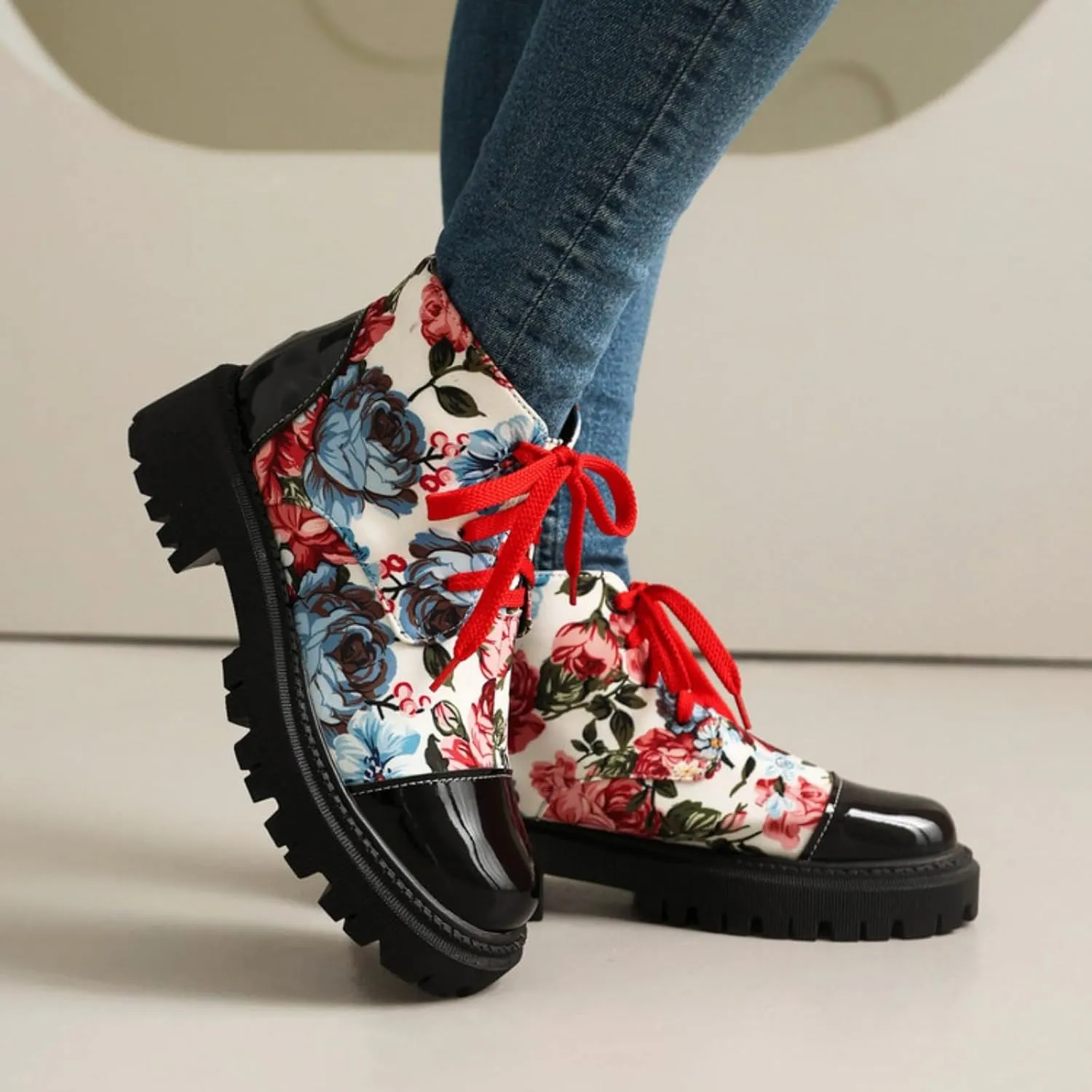 Aflngle Women's Block Platform Floral Pattern Lace Up Flat Ankle Boots Fashion Round Toe Low Heel Gothic Combat Boots Punk Motorcycle Short Booties