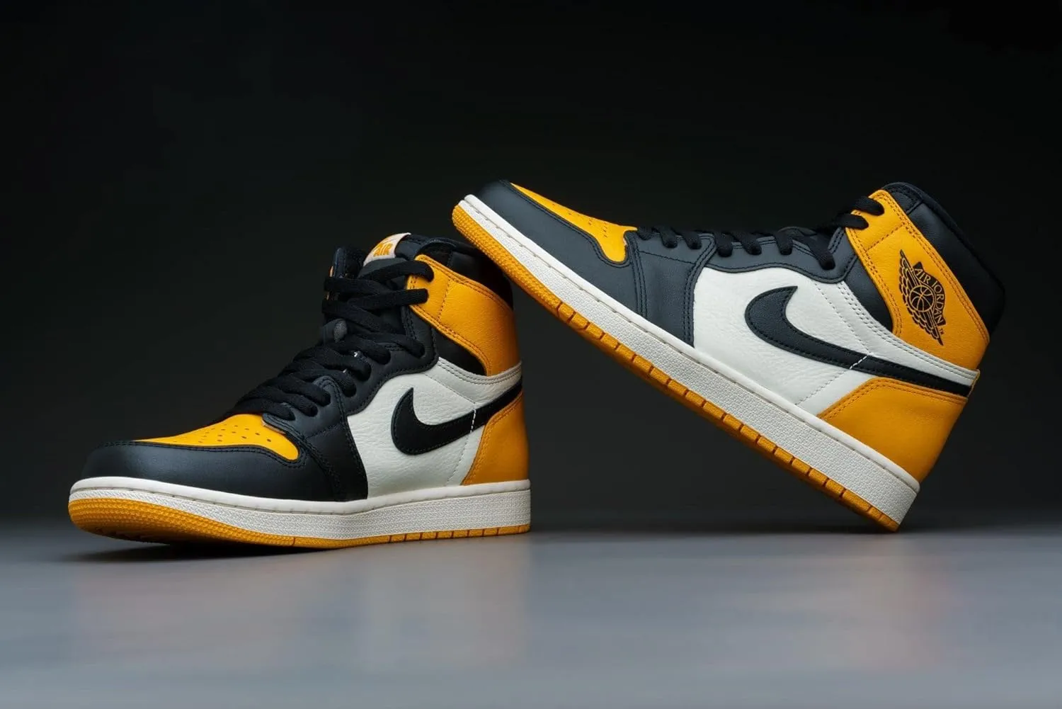 AIR JORDAN Men's Low-top Sneakers