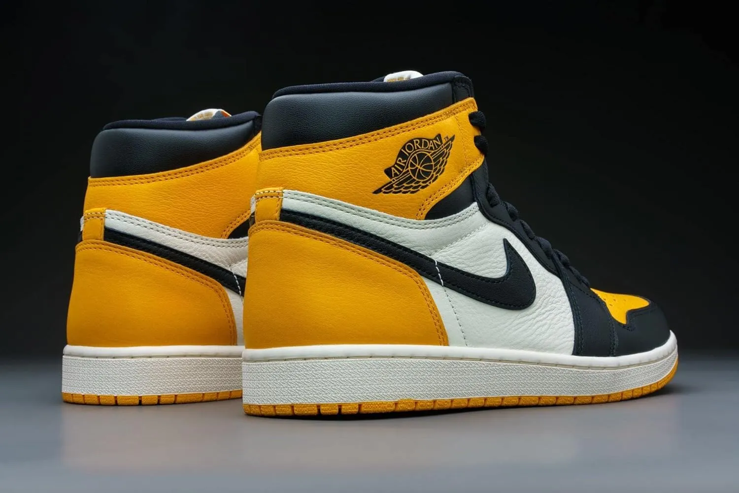 AIR JORDAN Men's Low-top Sneakers