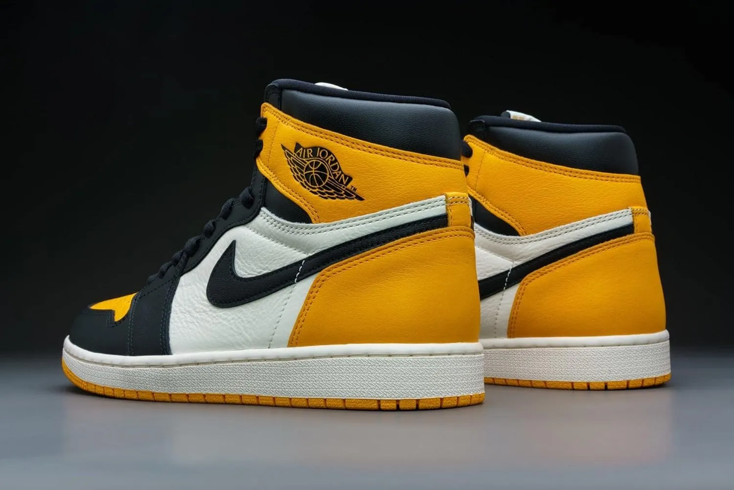 AIR JORDAN Men's Low-top Sneakers