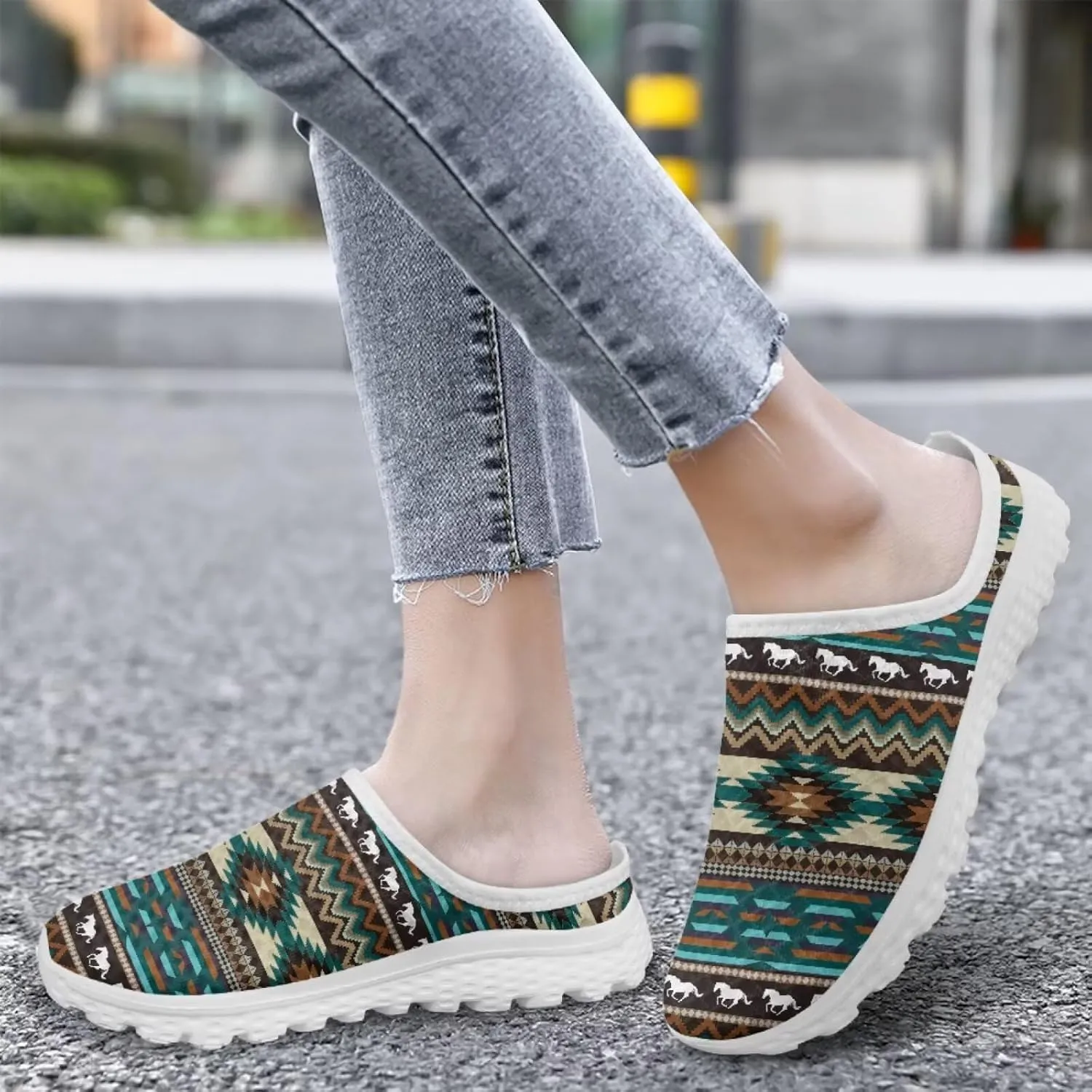 Binienty Women Mules Shoes Slip on Mesh Walking Shoes Arch Support for Casual Dating, Festival, Vacation