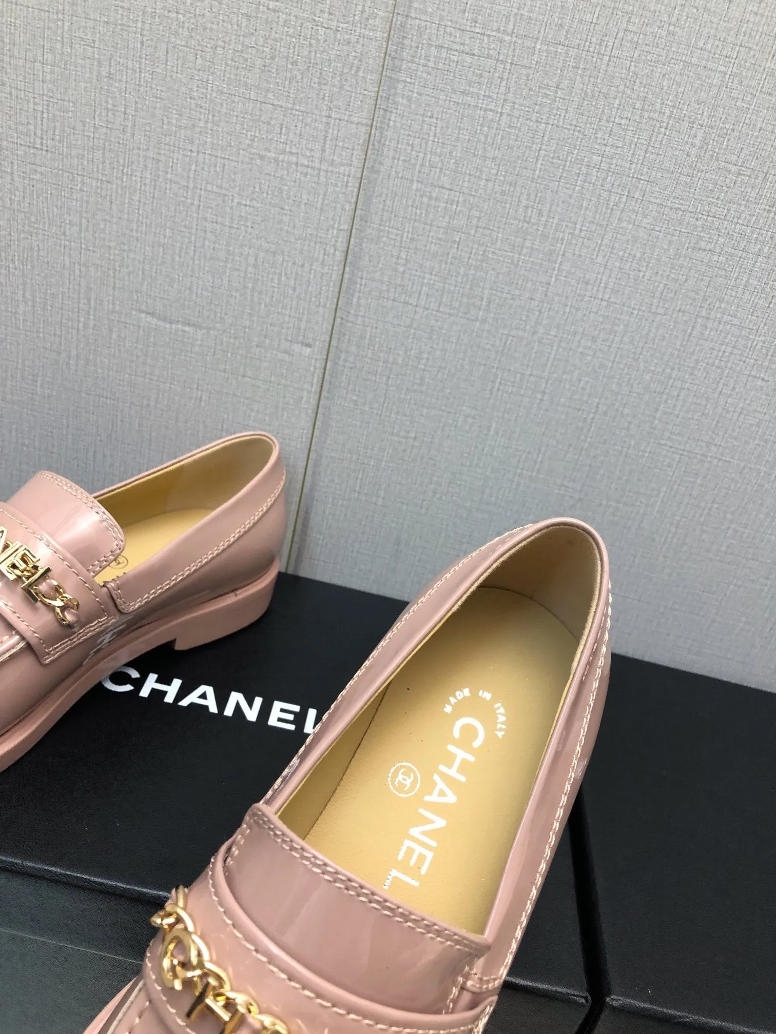 CC 25C Loafer Light Pink Glossy Calf Leather 212973