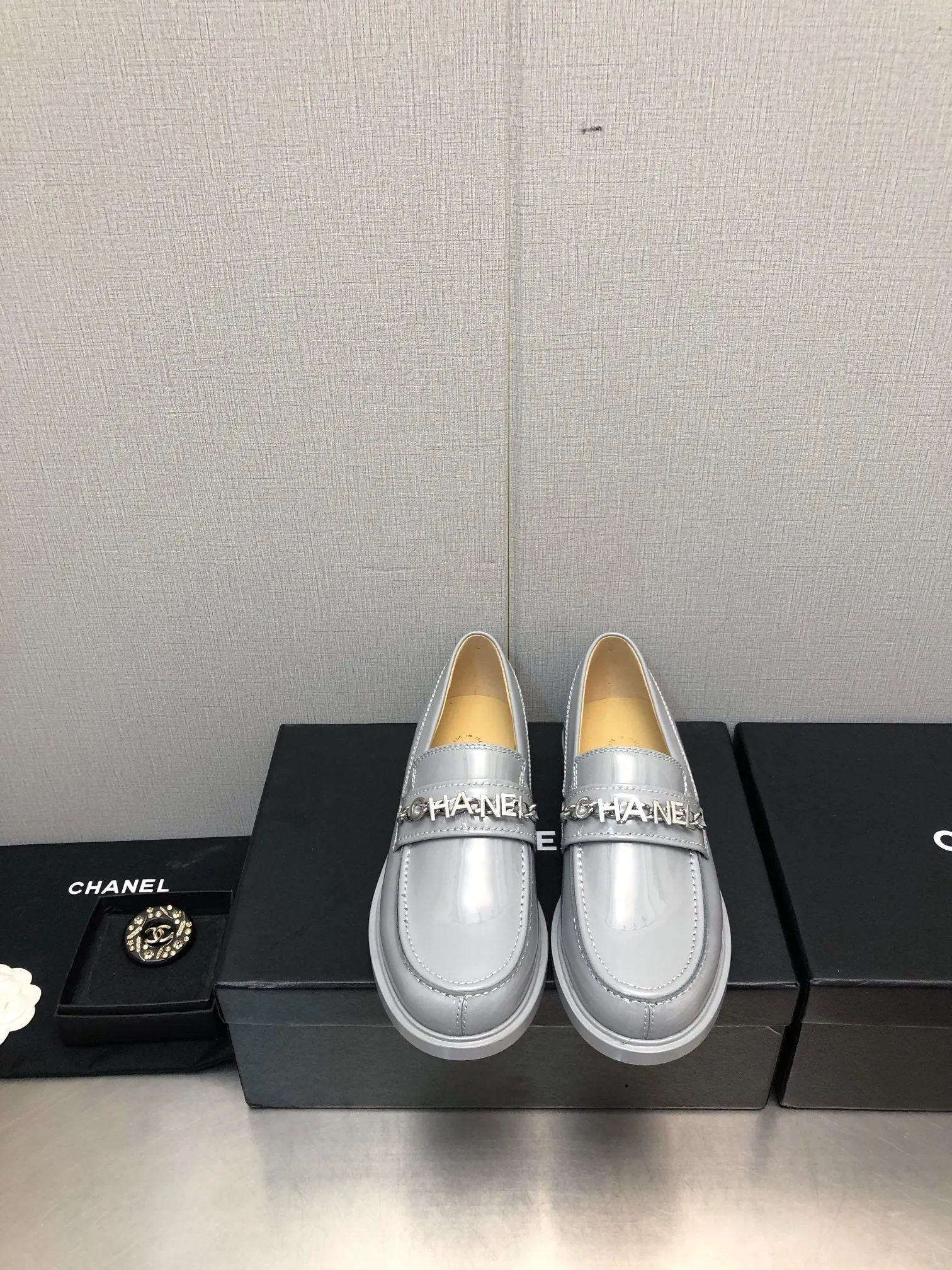 CC 25C Loafer Periwinkle Glossy Calf Leather 212975