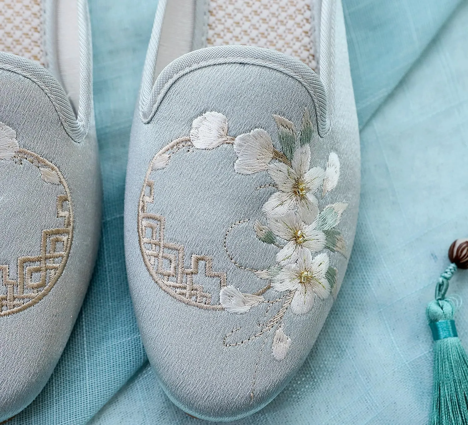 Chinese Slippers for Women Embroidered Mules Slip on - Beach Travel Retro Trendy Soft Cute Casual Comfortable Walking Lightweight Running Standing All Day Business Office Driving Birthday Gifts