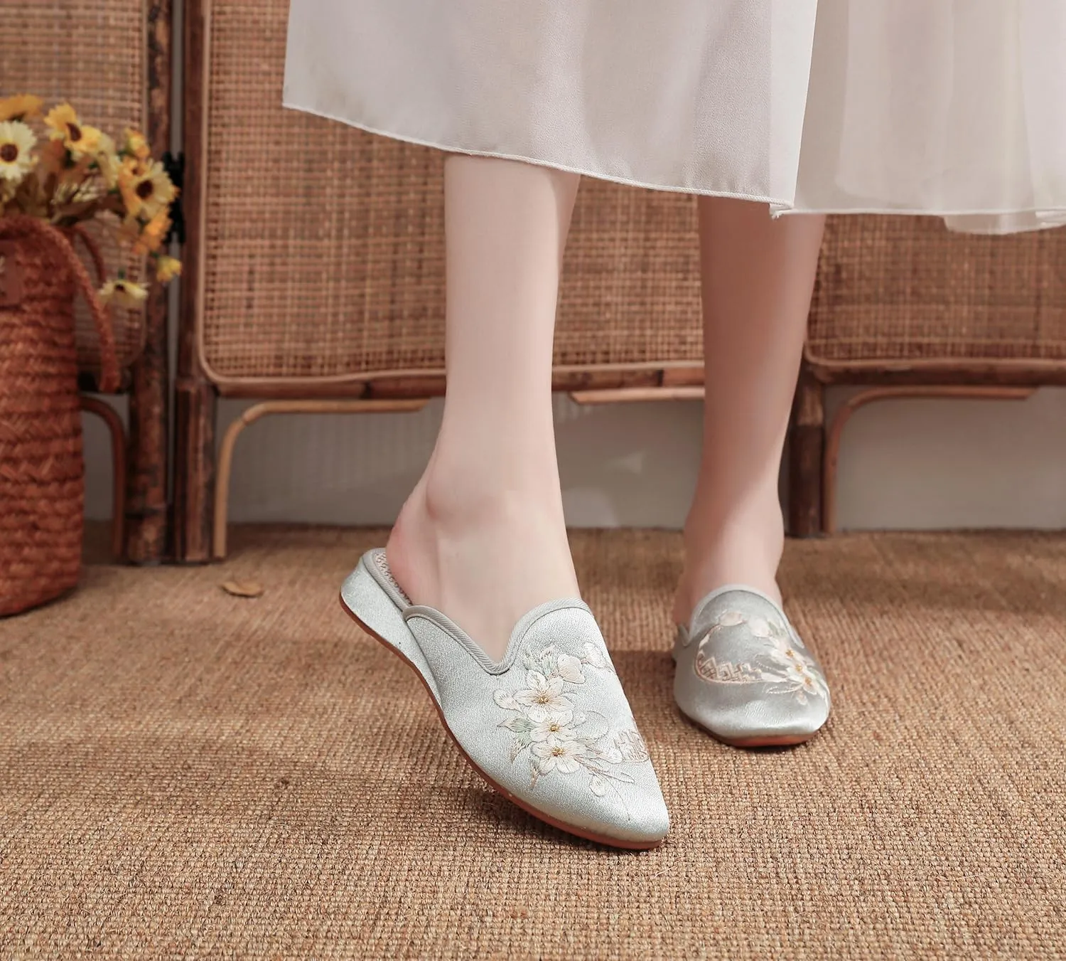 Chinese Slippers for Women Embroidered Mules Slip on - Beach Travel Retro Trendy Soft Cute Casual Comfortable Walking Lightweight Running Standing All Day Business Office Driving Birthday Gifts