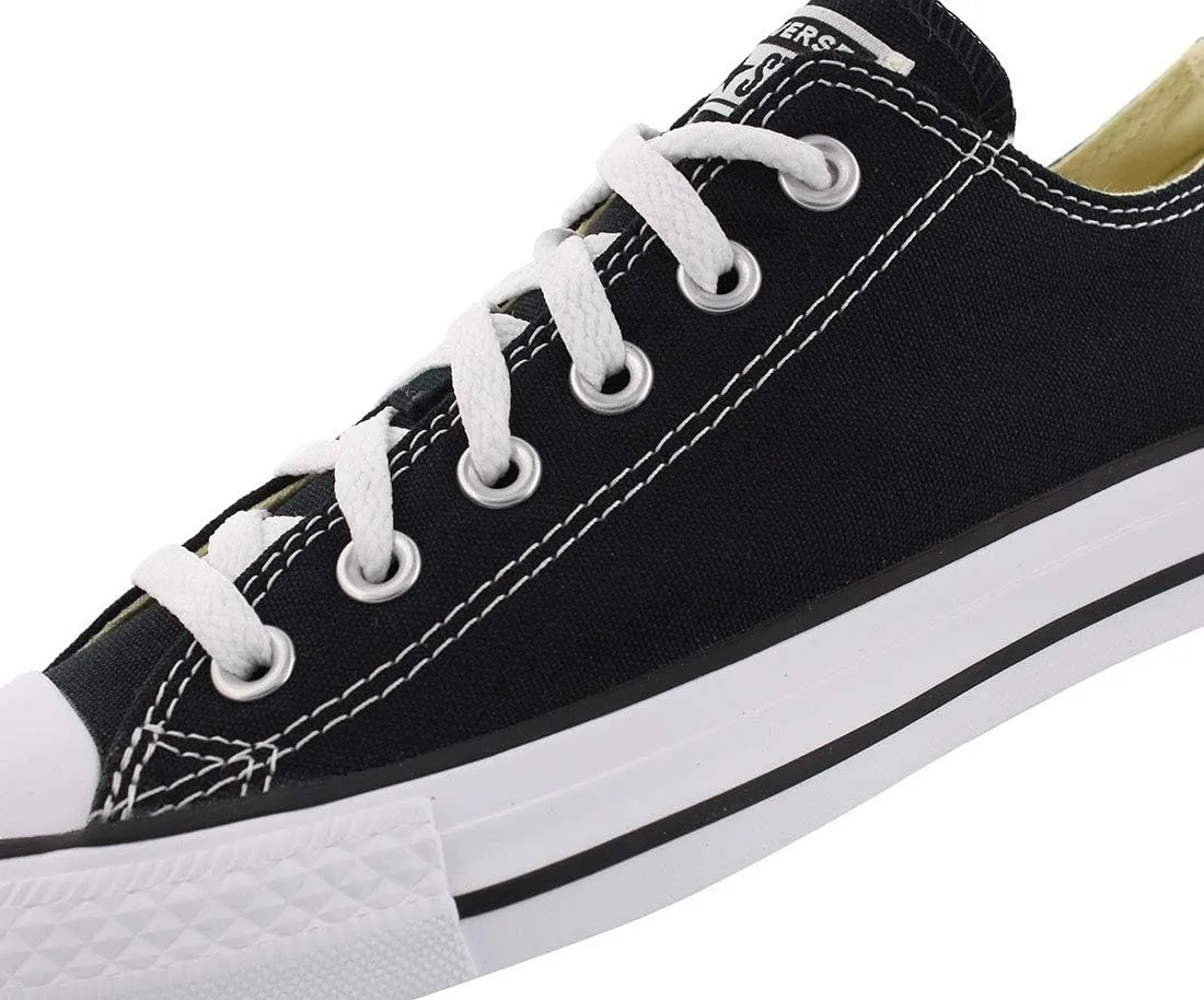 Converse Unisex Chuck Taylor All Star Low Top (International Version) Sneakers
