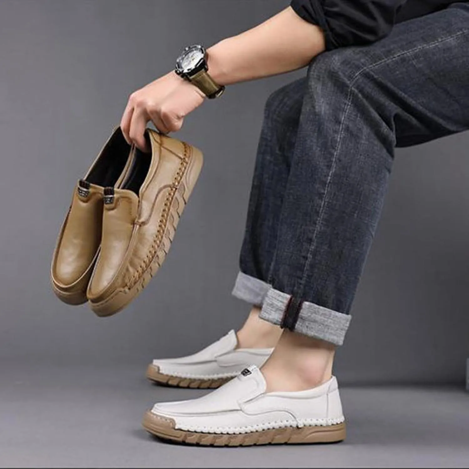 Men's Hand Stitching Soft Leather Slip On Flats Loafers Casual Round Toe Non-Slip Outdoor Driving Walking Daily Boat Shoes