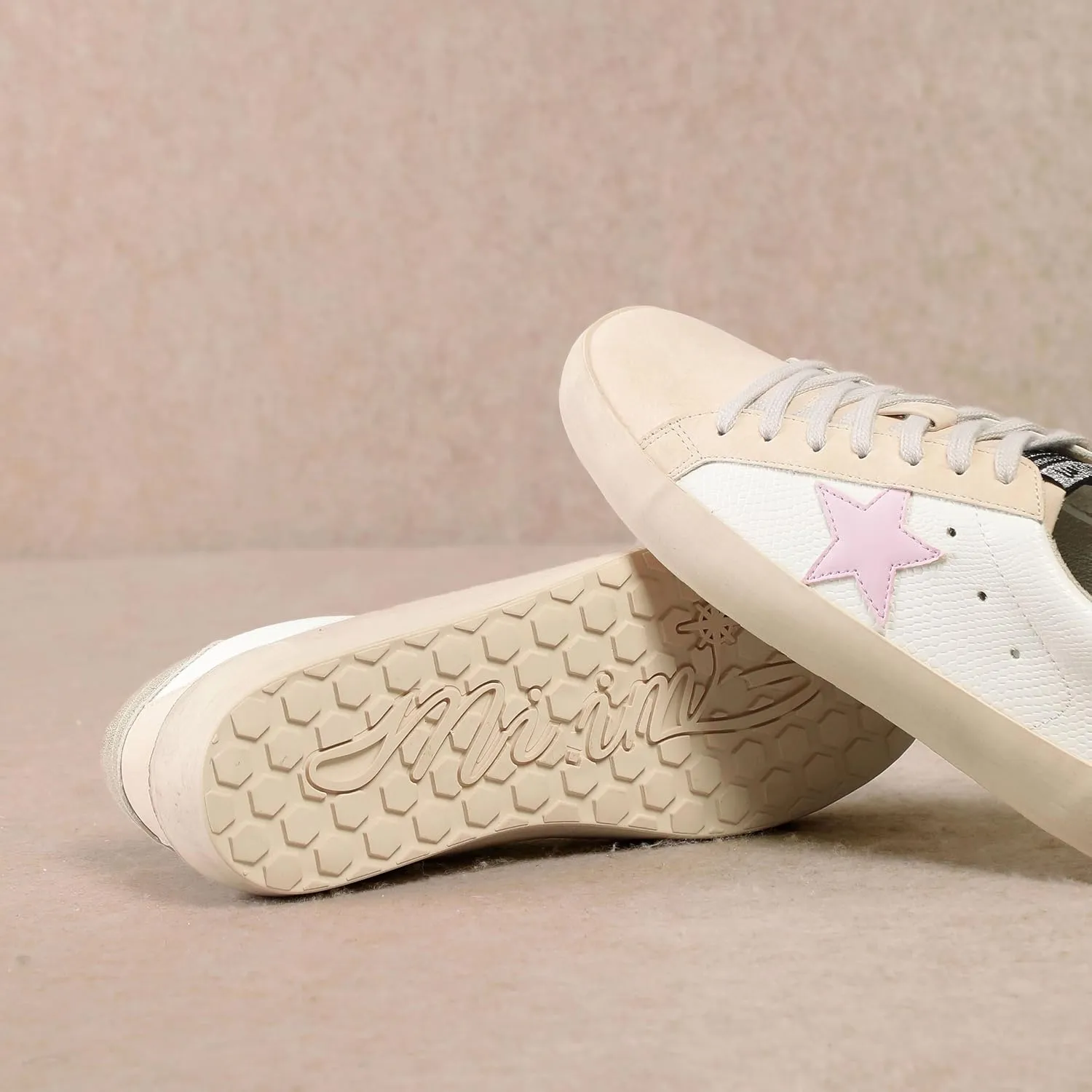 Mi.iM Sofia Rubber Sole Lace-up Low Top Star Sneakers