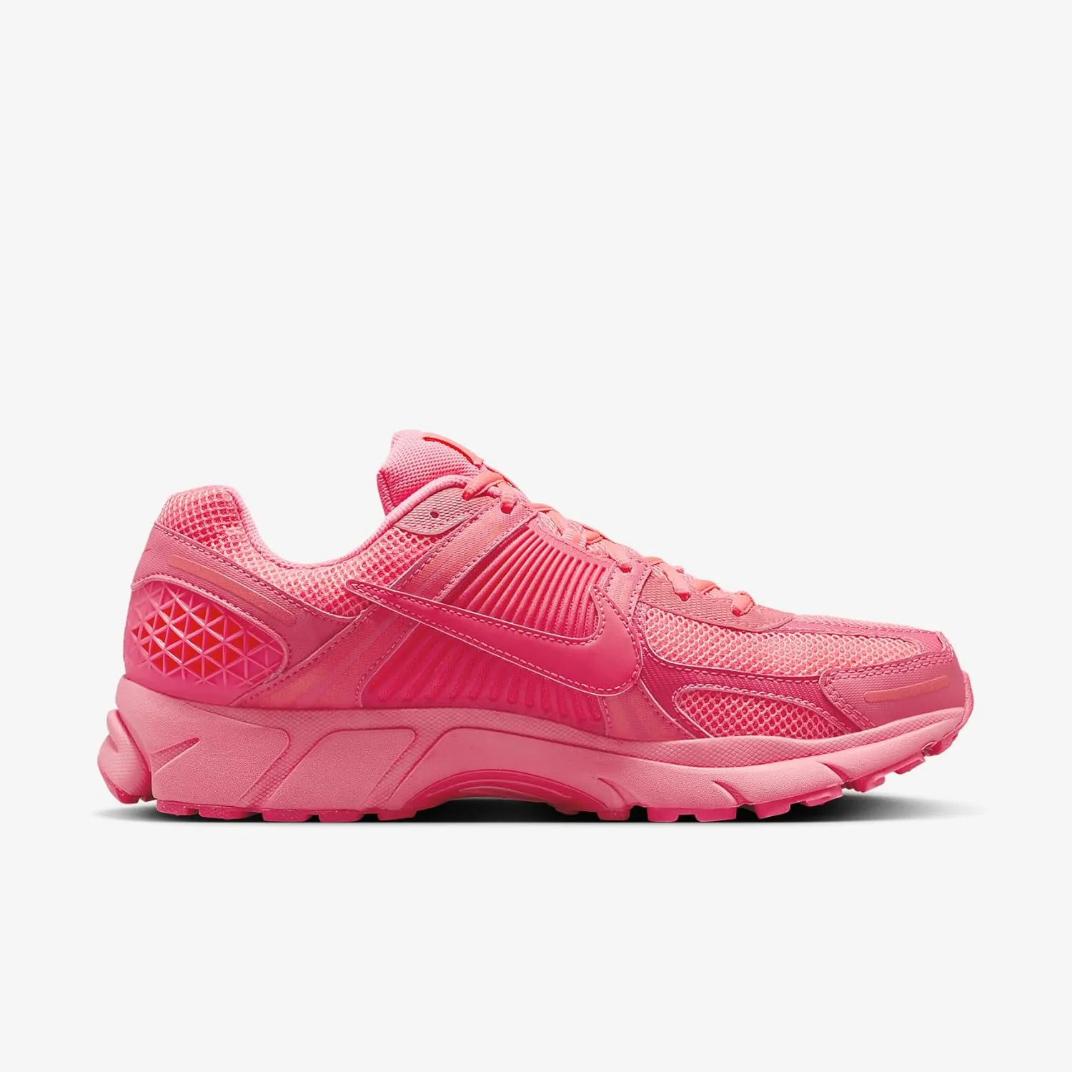 NIKE Men's Low-Top Sneakers
