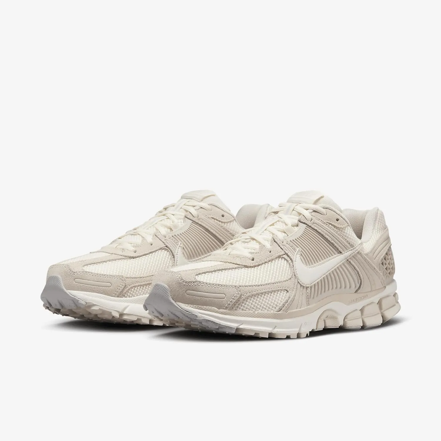 NIKE Men's Low-Top Sneakers