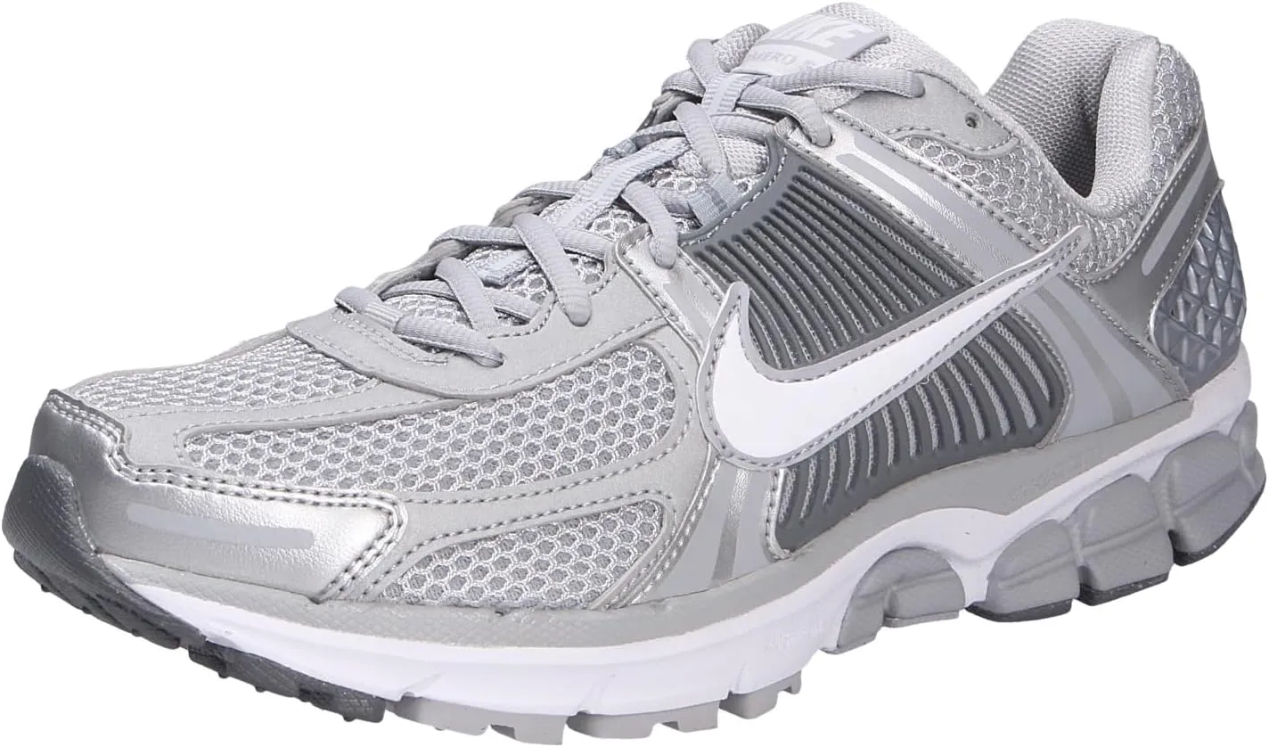 NIKE Men's Low-Top Sneakers