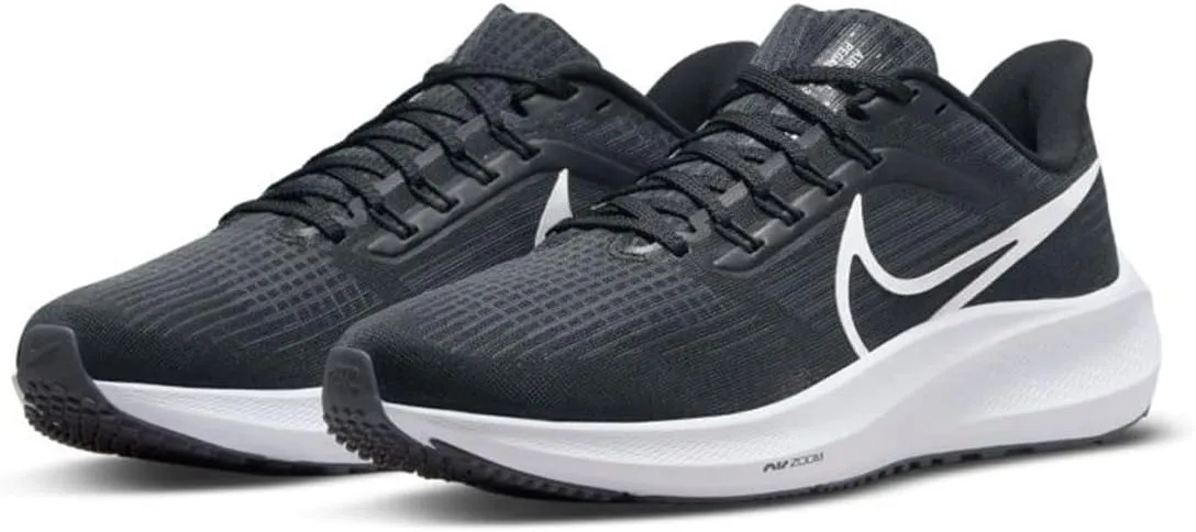 Nike Women's Low-Top Sneakers