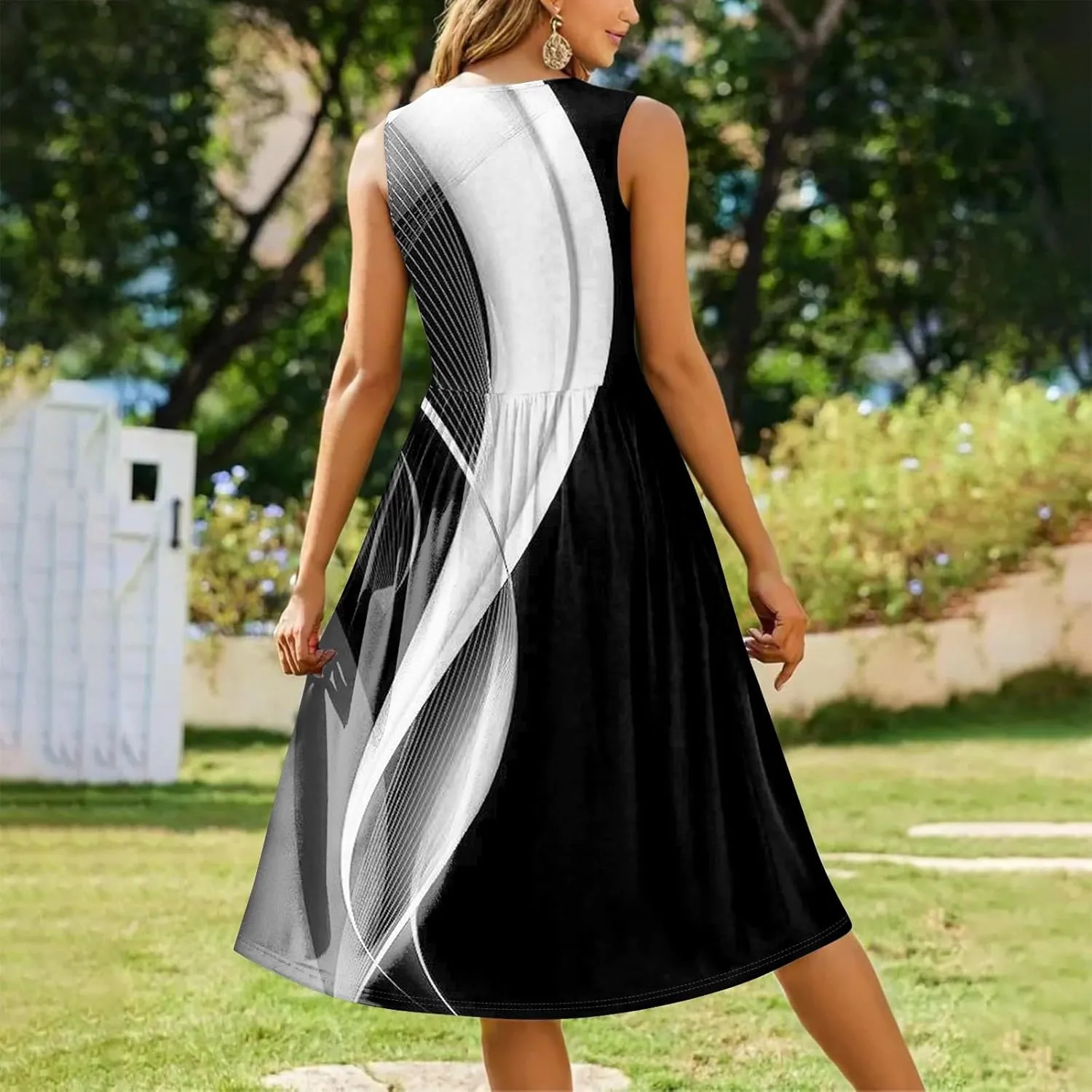 Summer Dresses for Women 2025 Casual Loose Fit Crew Neck Sleeveless Sundresses Elegant Comfy Floral Graphic Dress with Pocket