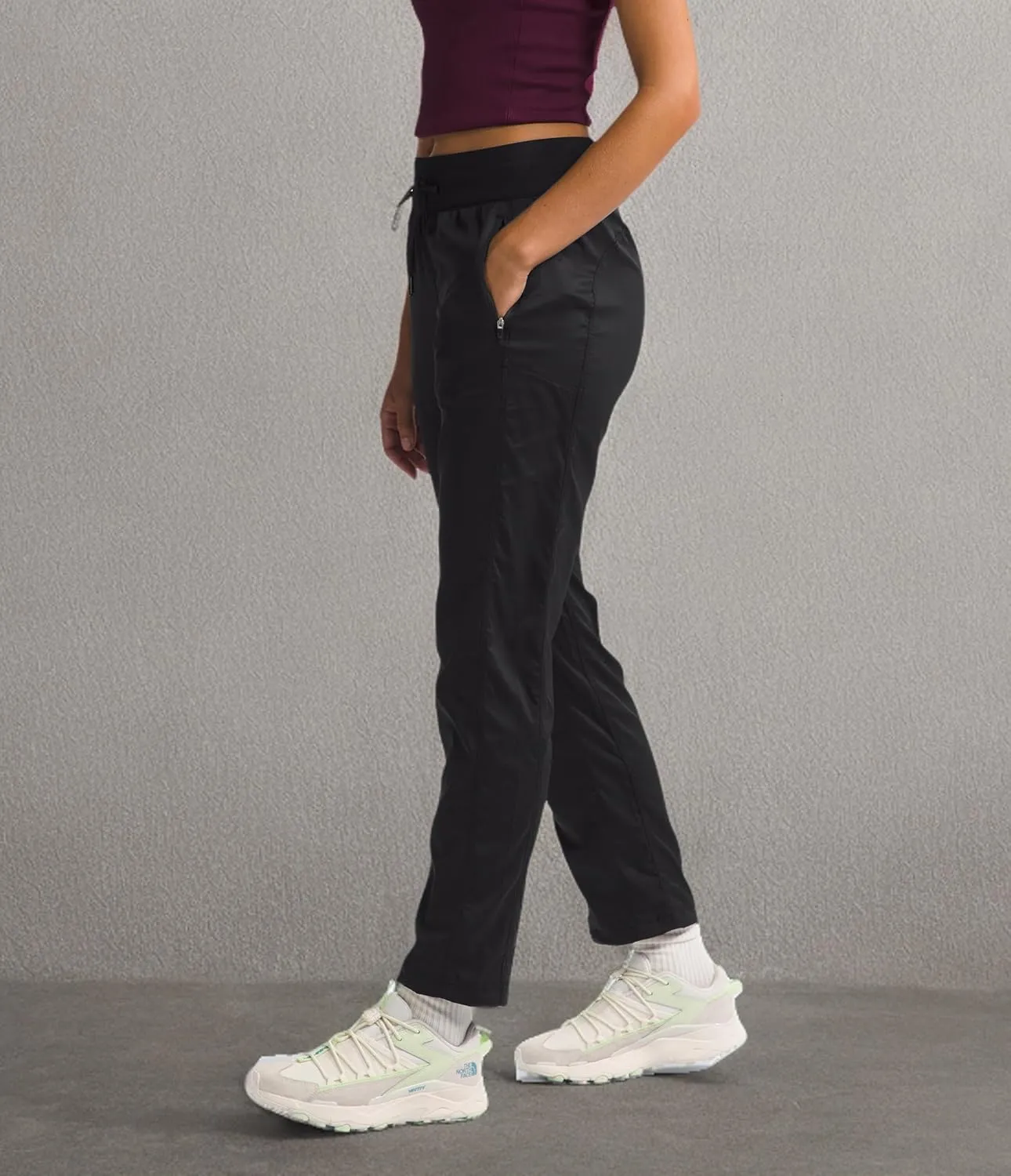 THE NORTH FACE Women's Aphrodite Motion Pant