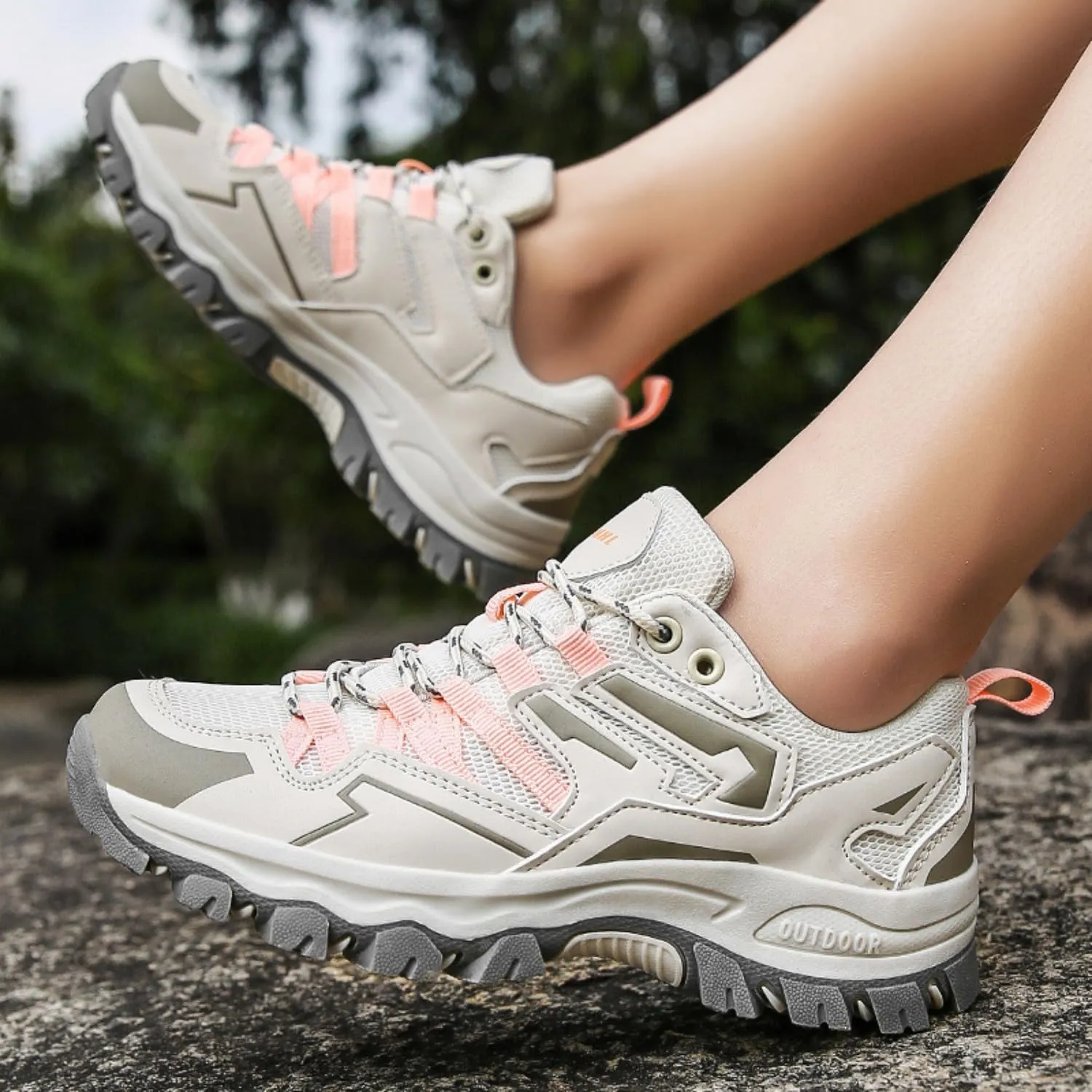 Waterproof Women's Hiking Shoes Trekking Camping Shoes for Outdoor Climbing