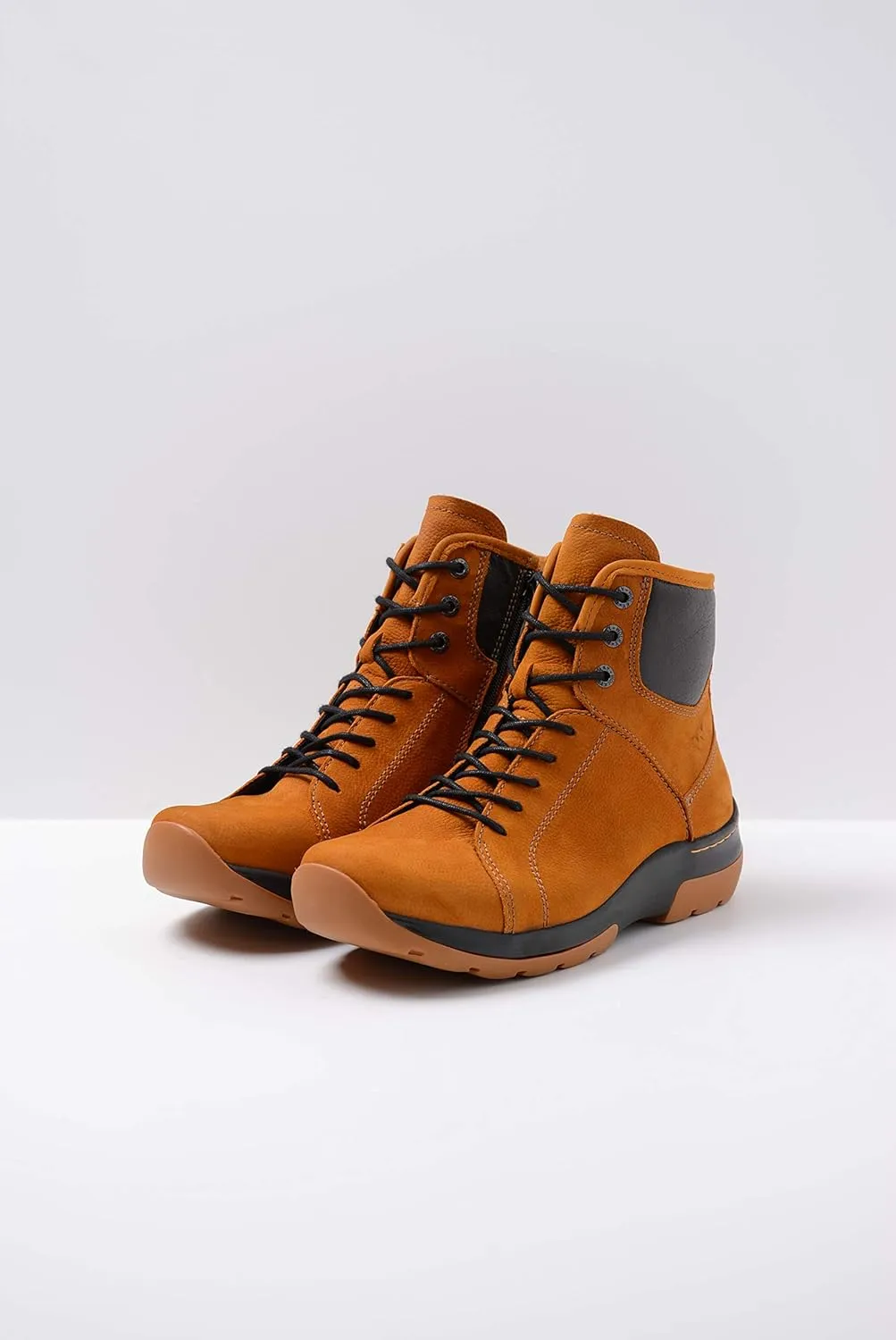 Wolky US-Ambient WP Womens Hiking Comfort Ankle Boots - Waterproof Anti-Slip Flexible Rubber Outsole - Easily Adjustable - Made from Genuine Leather in USA