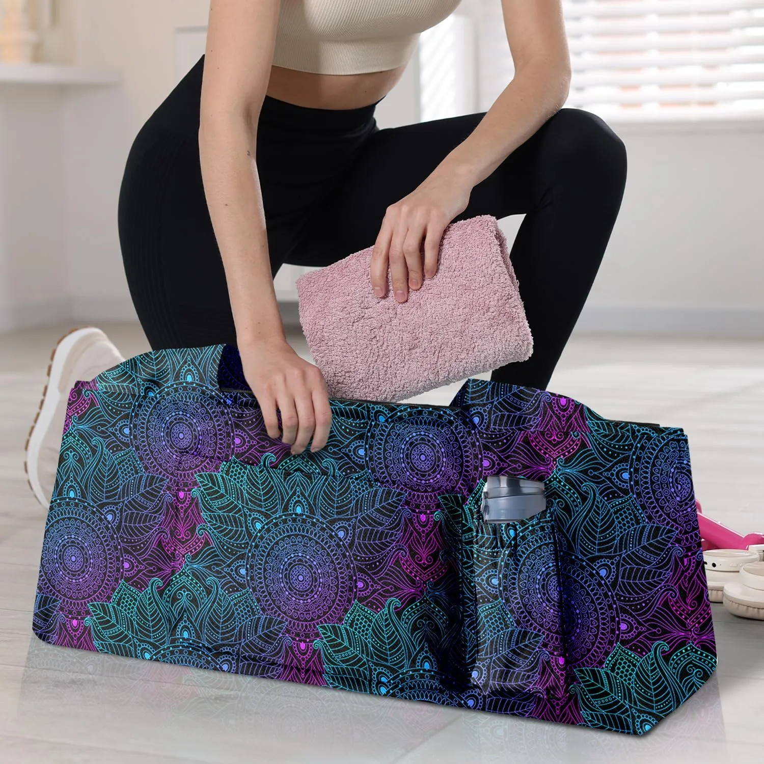 Women Yoga Mat Bag – Versatile Yoga Bag with Mat Straps & Storage Pockets, Holds Yoga & Pilates Mats, Lightweight & Durable