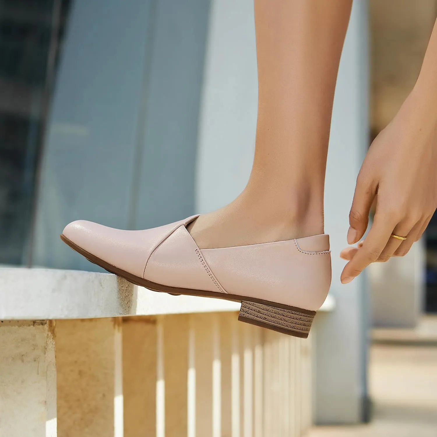 Women's Classic Comfort Dress Shoes Casual Leather Loafers Flats Cute Versatile Slip-Ons Everyday Work Shoes