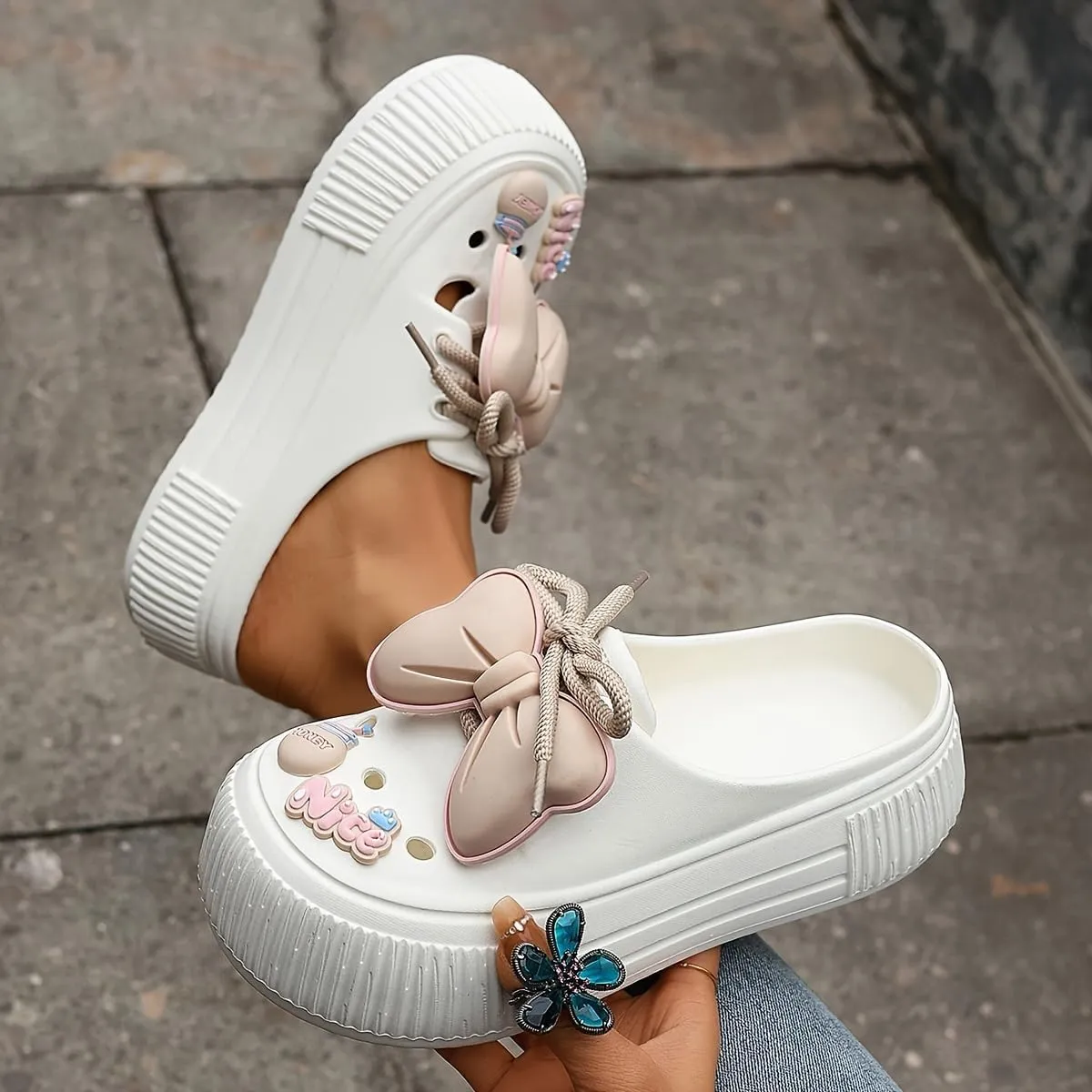 Women's Cute Clogs, Platform Lace Up Soft Sole Bowknot Decor Shoes, Closed Toe Summer Beach & Garden Mules