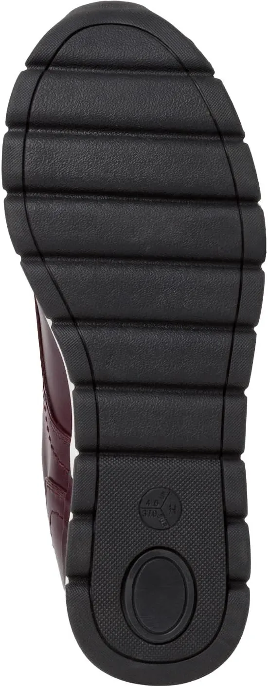 Women's Low-Top Sneakers