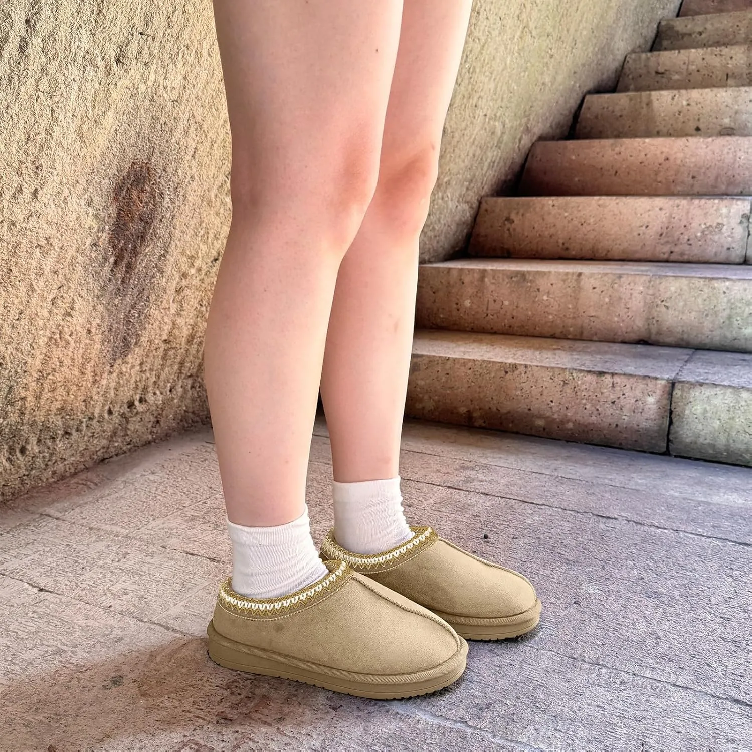 Women's Slippers Platform Mini Boots for Women Short Ankle Boot Fur Fleece Lined House Slippers Anti-Slip Boot For Outdoor